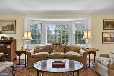 Living - 374 Clay Hill Rd, Boyce, VA 22620 photo 8 of 12