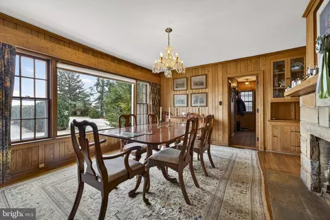 Dining - 374 Clay Hill Rd, Boyce, VA 22620 photo 5 of 5