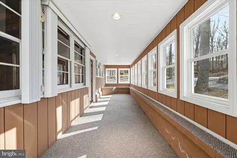 Exterior - 558 Hemlock Ln, Bluemont, VA 20135 photo 2 of 3