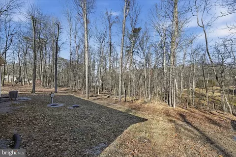 Exterior - 558 Hemlock Ln, Bluemont, VA 20135 photo 3 of 3