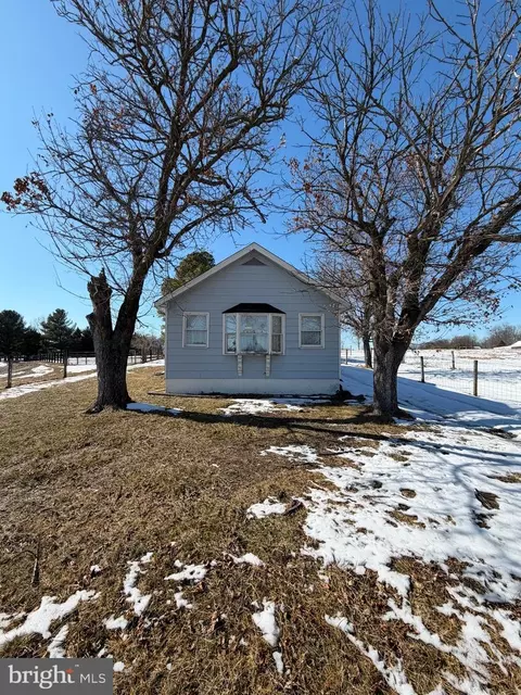 1647 Wrights Mill Rd, Berryville, VA 22611