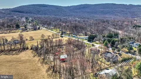 View/Area - 225 Pine Grove Rd, Bluemont, VA 20135 photo 8 of 10