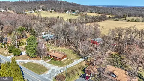 View/Area - 225 Pine Grove Rd, Bluemont, VA 20135 photo 9 of 10