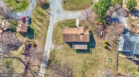 View/Area - 225 Pine Grove Rd, Bluemont, VA 20135 photo 1 of 10