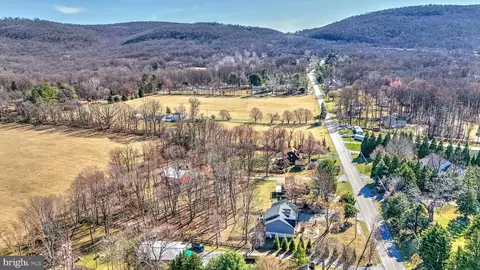 View/Area - 225 Pine Grove Rd, Bluemont, VA 20135 photo 7 of 10