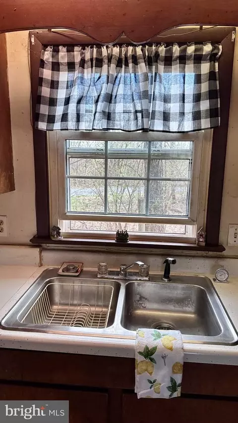 Kitchen - 1336 Old Winchester Rd, Boyce, VA 22620 photo 2 of 2