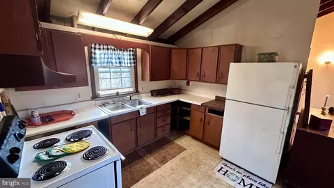 Kitchen - 1336 Old Winchester Rd, Boyce, VA 22620 photo 1 of 2