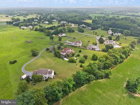 View/Area - 99 Fox Ln, White Post, VA 22663 photo 6 of 7