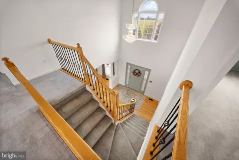 Entry Way - 99 Fox Ln, White Post, VA 22663 photo 9 of 13