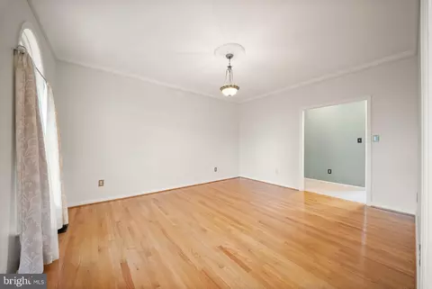 Living - 99 Fox Ln, White Post, VA 22663 photo 1 of 8