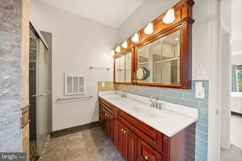 Bath - 99 Fox Ln, White Post, VA 22663 photo 1 of 11