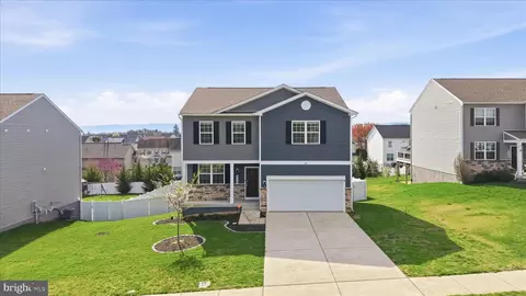 500 Weeks Ct, Berryville, VA 22611