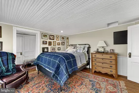 Bedroom - 871 Old Chapel Rd, Boyce, VA 22620 photo 2 of 10