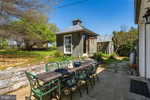 Exterior - 871 Old Chapel Rd, Boyce, VA 22620 photo 8 of 10