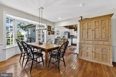 Dining - 871 Old Chapel Rd, Boyce, VA 22620 photo 2 of 5