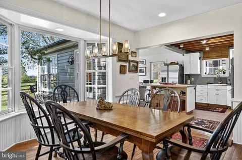 Dining - 871 Old Chapel Rd, Boyce, VA 22620 photo 3 of 5