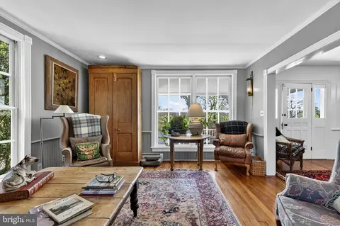 Living - 871 Old Chapel Rd, Boyce, VA 22620 photo 3 of 7