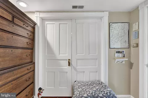 Entry Way - 871 Old Chapel Rd, Boyce, VA 22620 photo 15 of 22