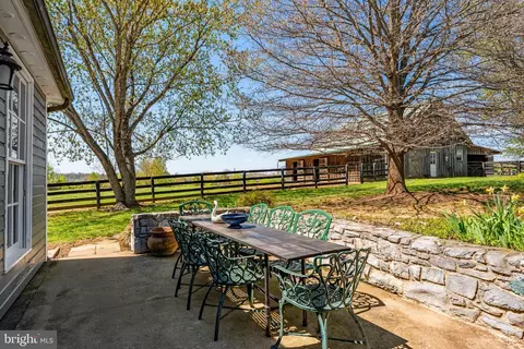 Exterior - 871 Old Chapel Rd, Boyce, VA 22620 photo 7 of 10