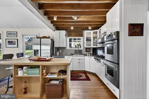 Kitchen - 871 Old Chapel Rd, Boyce, VA 22620 photo 1 of 4