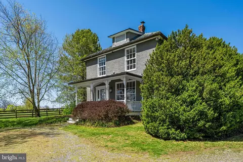 Exterior - 871 Old Chapel Rd, Boyce, VA 22620 photo 2 of 10