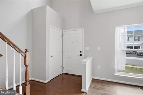 Entry Way - 116 Roseville Ct, Boyce, VA 22620 photo 3 of 11