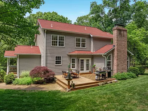 Exterior - 355 Duke Ln, Bluemont, VA 20135 photo 14 of 16