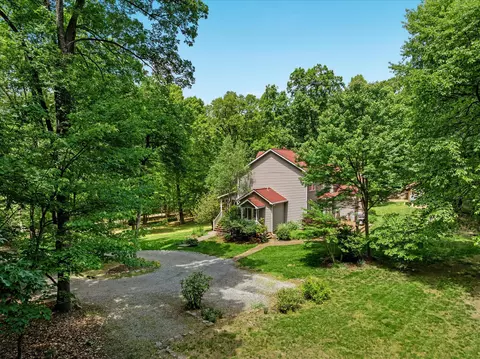 Exterior - 355 Duke Ln, Bluemont, VA 20135 photo 16 of 16