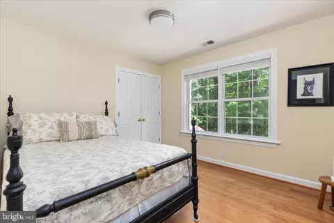 Bedroom - 355 Duke Ln, Bluemont, VA 20135 photo 3 of 3
