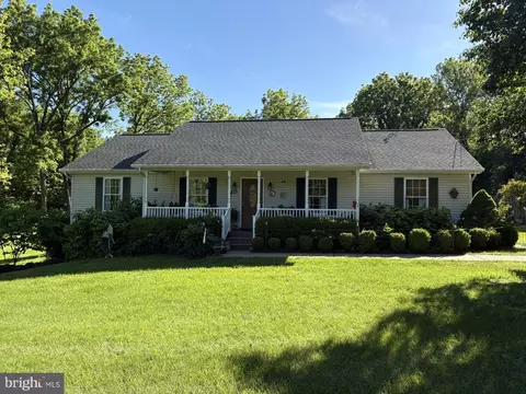 633 Shenandoah River Ln, Front Royal, VA 22630