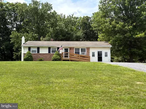 12394 Lord Fairfax Hwy, Boyce, VA 22620