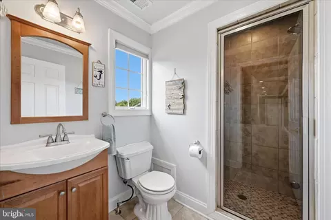 Bath - 59 Howards Ln, Boyce, VA 22620 photo 5 of 7