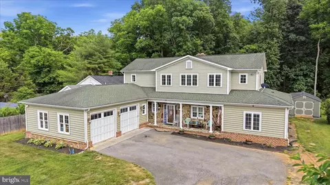 Exterior - 59 Howards Ln, Boyce, VA 22620 photo 14 of 16