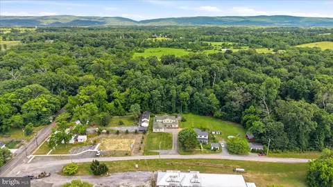 View/Area - 59 Howards Ln, Boyce, VA 22620 photo 4 of 6