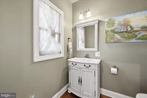 Bath - 59 Howards Ln, Boyce, VA 22620 photo 1 of 7