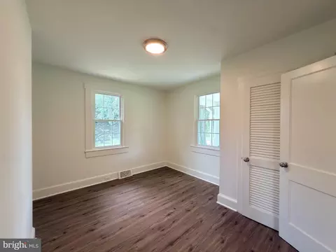 Bedroom - 11 Virginia Ave, Boyce, VA 22620 photo 1 of 5