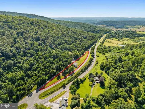 View/Area - 22540 Blue Ridge Mountain Rd, Paris, VA 20130 photo 1 of 2