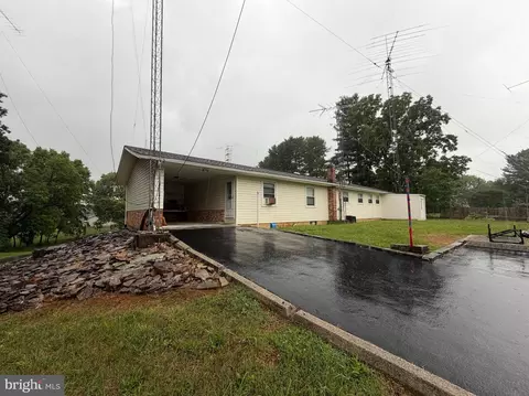 1741 Old Chapel Rd, Boyce, VA 22620 photo 2