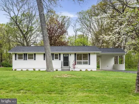 1305 Crums Church Rd, Berryville, VA 22611