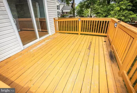 Exterior - 8 Whiting Ave, Boyce, VA 22620 photo 7 of 8