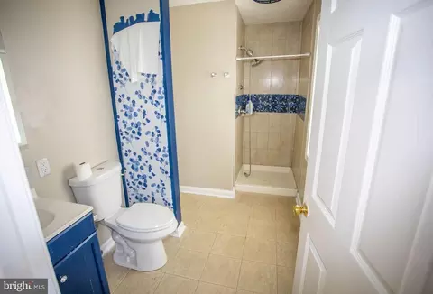 Bath - 8 Whiting Ave, Boyce, VA 22620 photo 2 of 2