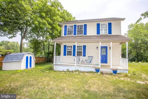 Exterior - 8 Whiting Ave, Boyce, VA 22620 photo 2 of 8