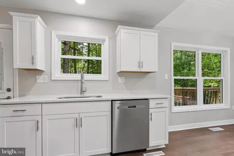 Other - 576 Manor Rd, Front Royal, VA 22630 photo 2 of 12