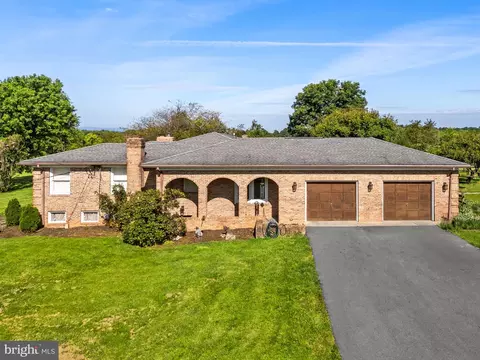 774 Russell Rd, Berryville, VA 22611