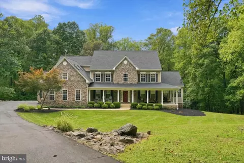 1029 Coulson Ln, Bluemont, VA 20135
