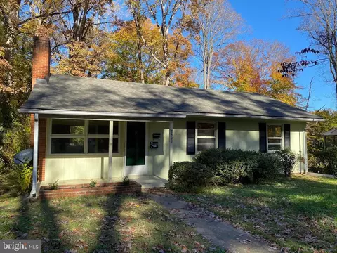 2308 Crestmont Ave, Charlottesville, VA 22903