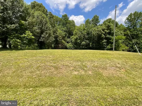 Hazel River Road, Rixeyville, VA 22737