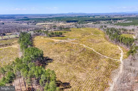 Yellowbottom Road, Lignum, VA 22726