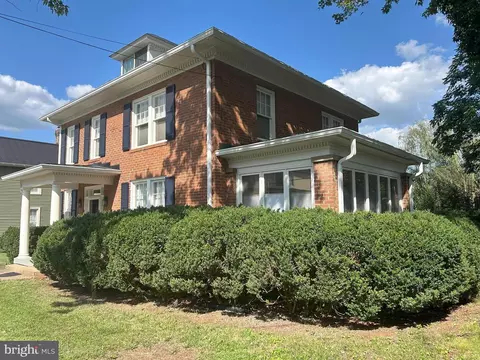 405 Macoy Ave, Culpeper, VA 22701 photo 2