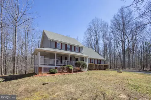 19332 Hillcrest Ln, Jeffersonton, VA 22724